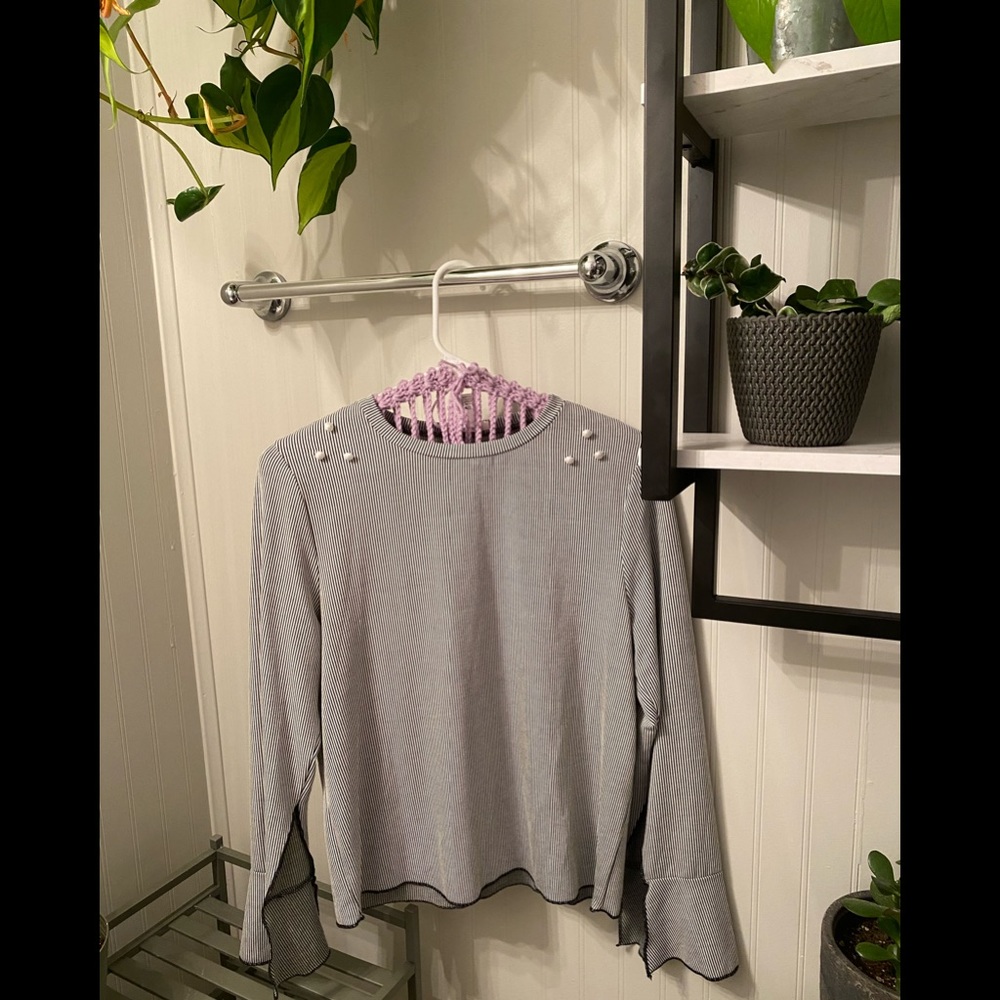 Urban Romantics Striped Pearl Shirt Sz Medium